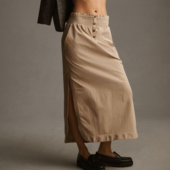 Anthropologie Dresses & Skirts - NWT Anthropologie Smocked Khaki Skirt XL